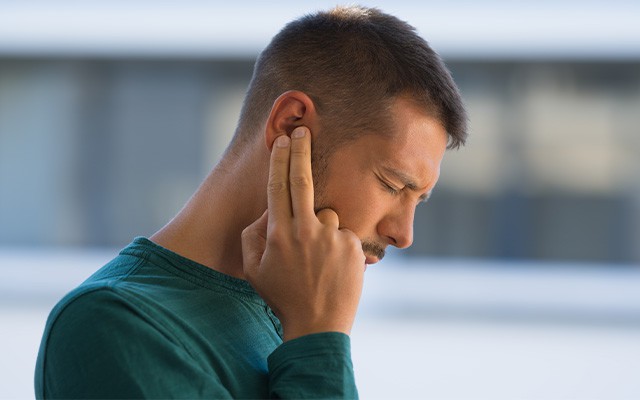 Tinnitus: Woher kommen die Geräusche im Ohr?